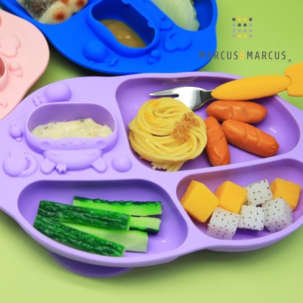 Marcus & Marcus Yummy Dips Suction Silicone Divided Plate - Purple Willo